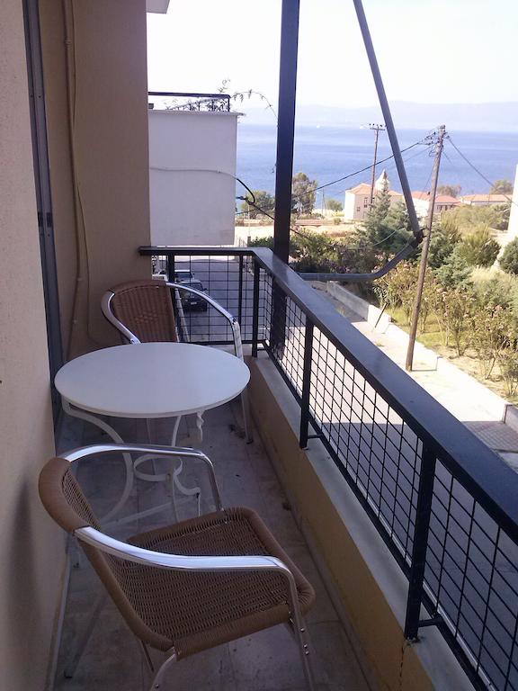 Hotel Tainaro Loutra Edipsou  Bilik gambar