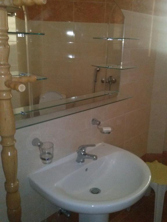 Hotel Tainaro Loutra Edipsou  Bilik gambar